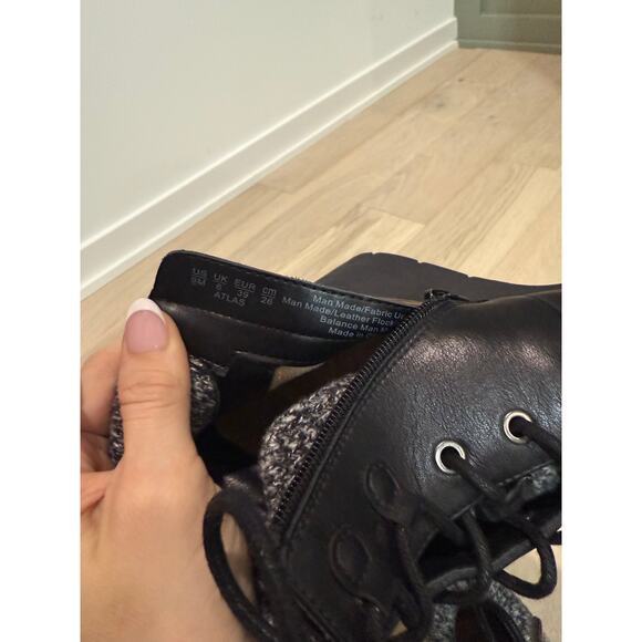 SOUL by Naturalizer Black Faux Leather Wedge Booties 9 Cozy Zip Lace Up - Picture 6 of 7